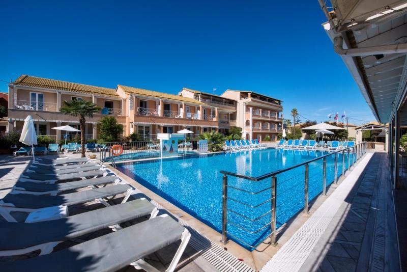 Kavos Plaza Hotel المظهر الخارجي الصورة