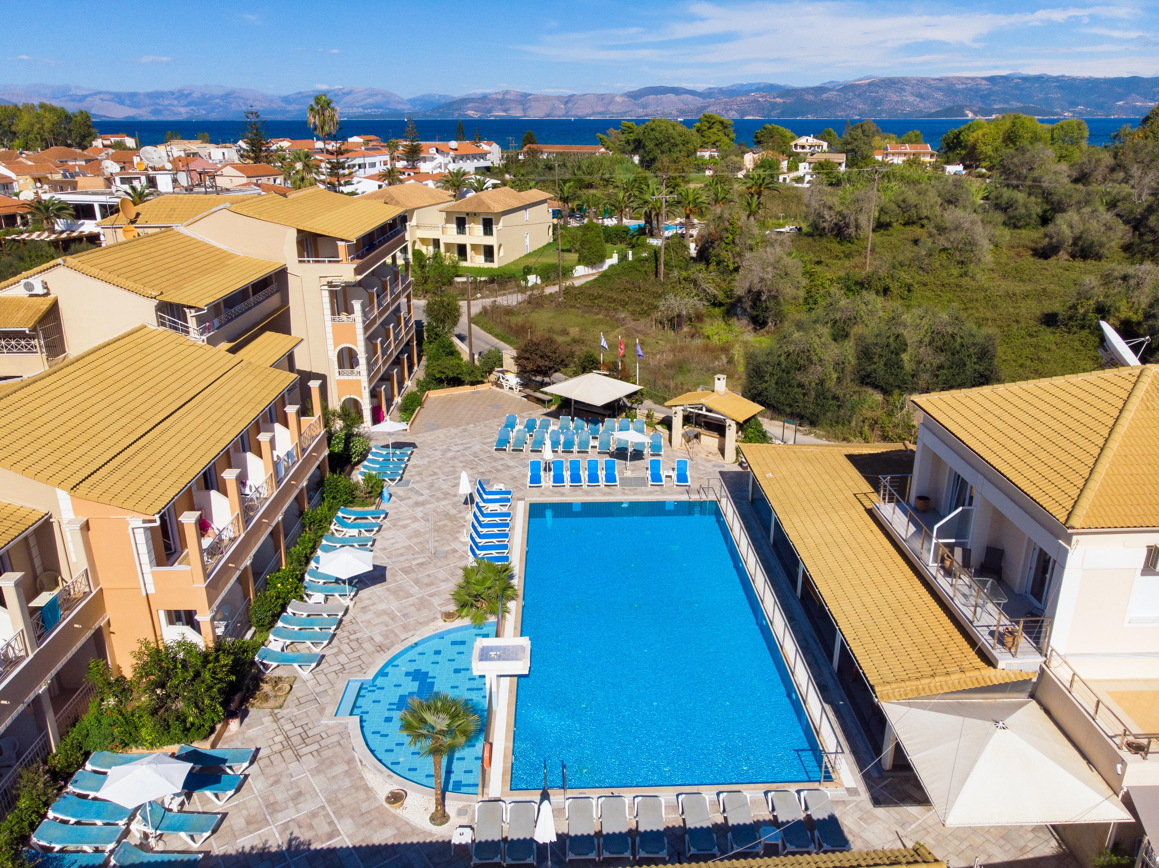 Kavos Plaza Hotel المظهر الخارجي الصورة