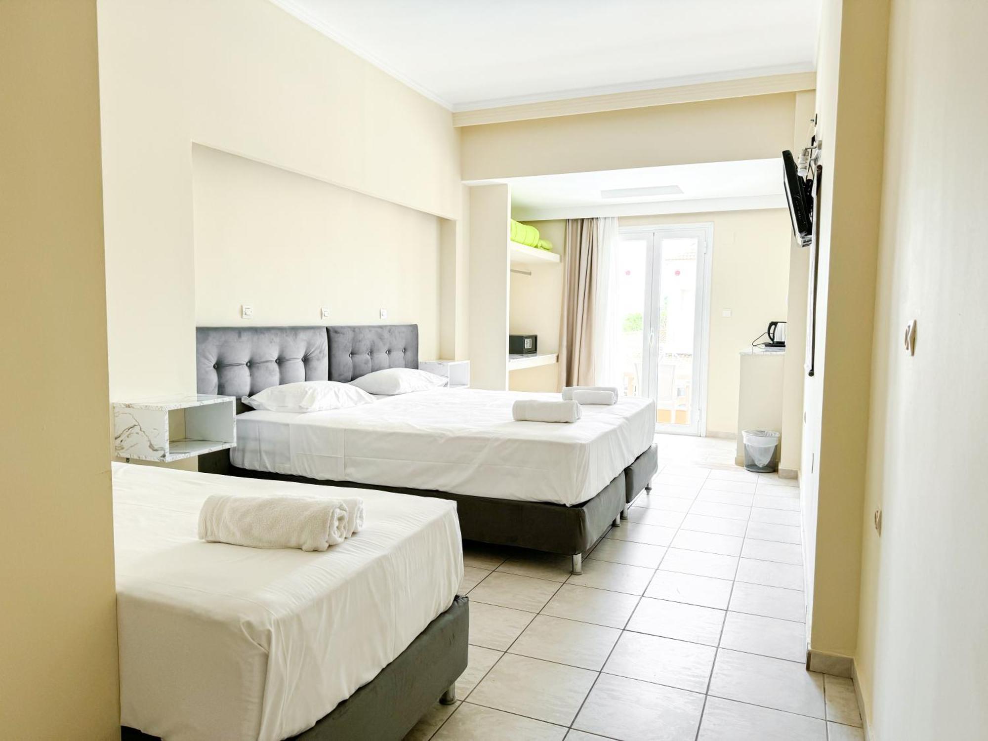 Kavos Plaza Hotel المظهر الخارجي الصورة
