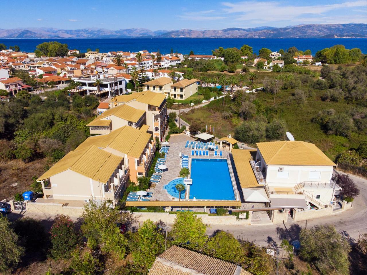 Kavos Plaza Hotel المظهر الخارجي الصورة