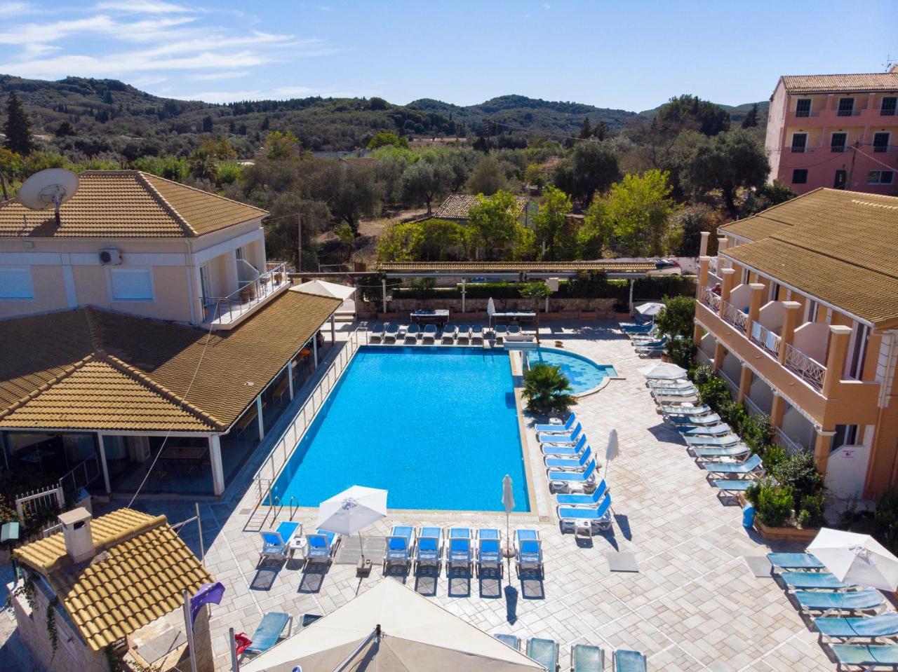 Kavos Plaza Hotel المظهر الخارجي الصورة